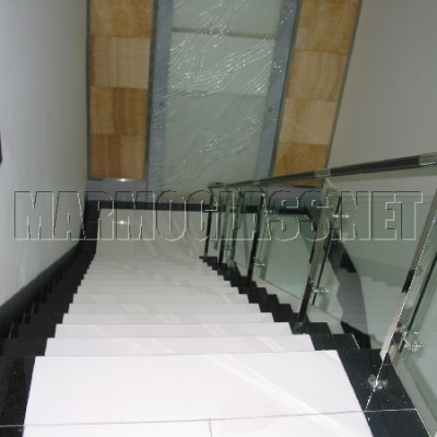 Nano glass stair riser